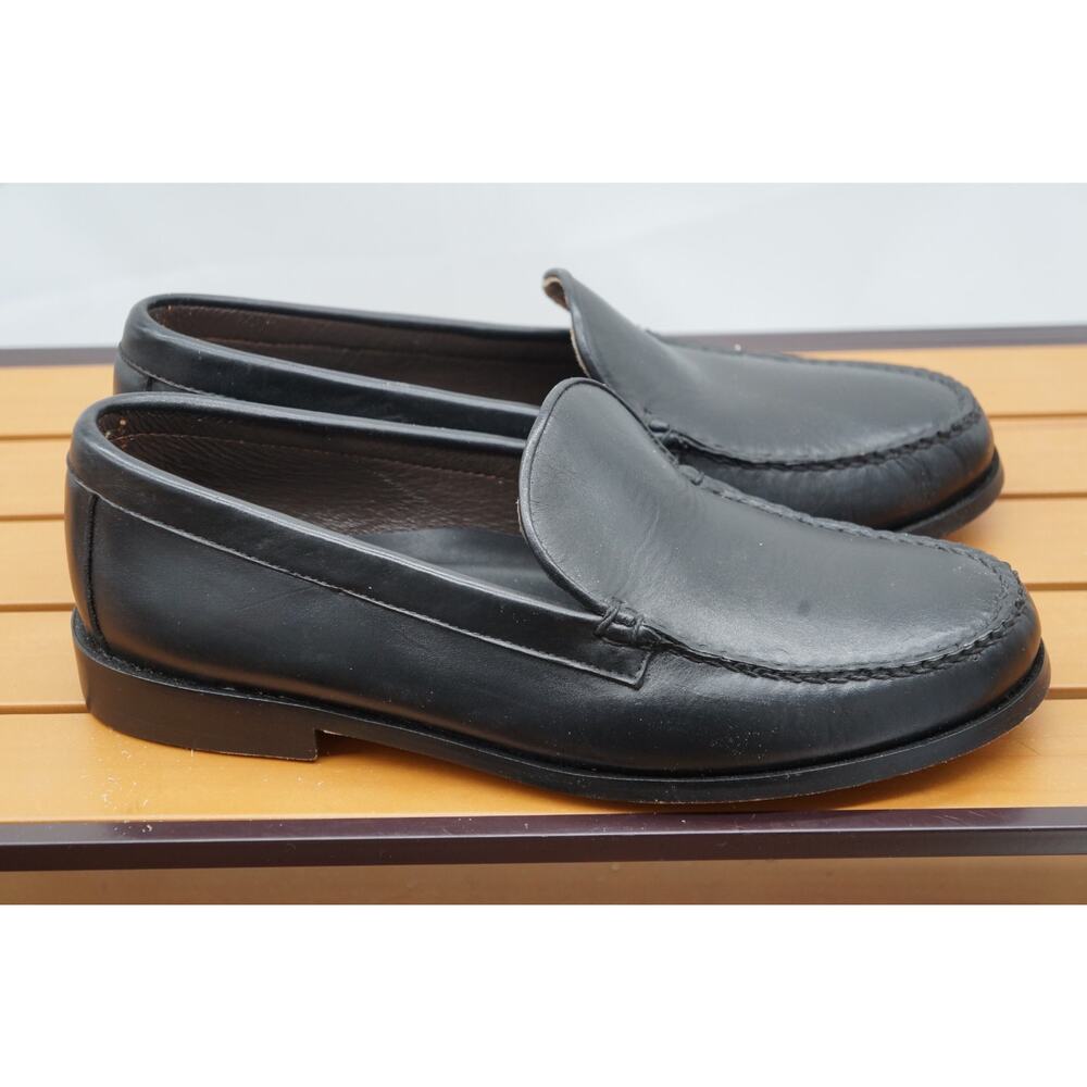 New! Hitchcock Wide Black Loafers Size 7.5 EEE